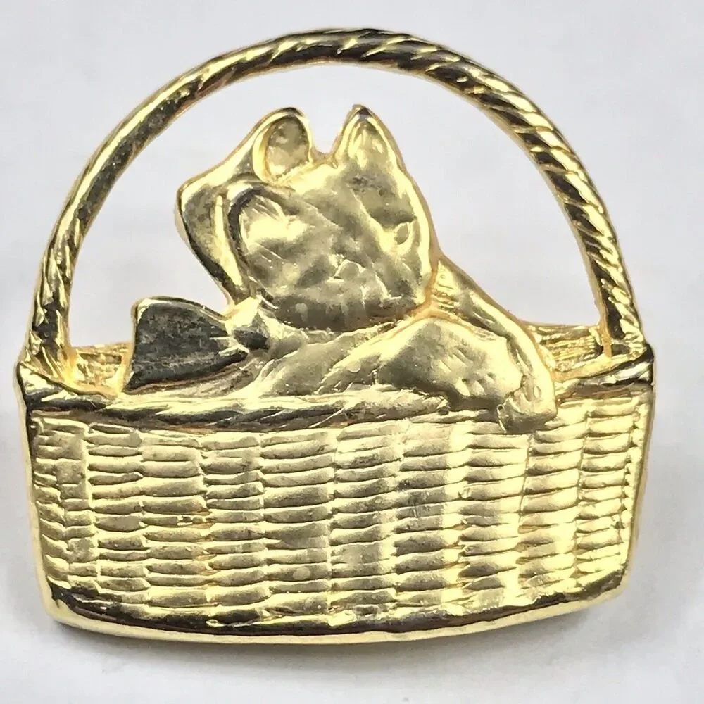 Cat in Basket Gold Tone Vintage Pin Brooch